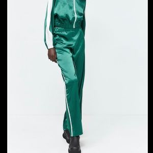 NWT Zara piped satin effect pants/ L